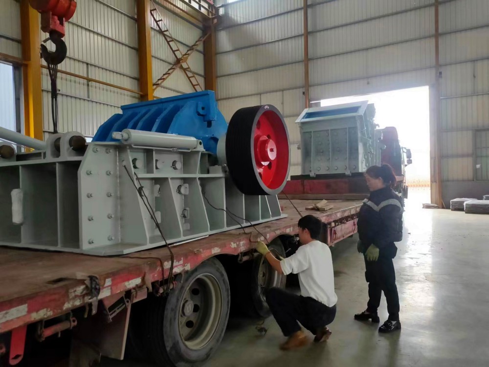 反擊破裝車中 反擊破裝車中