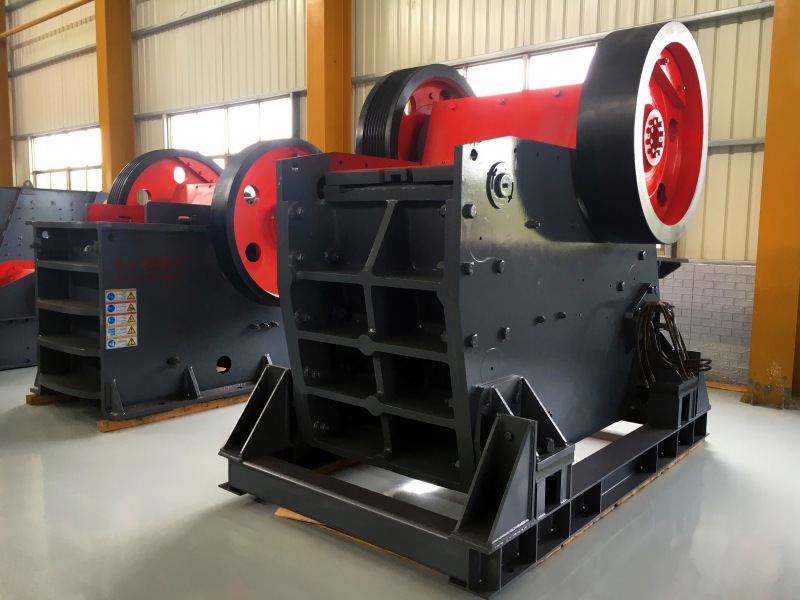 顎式破碎機(jī)