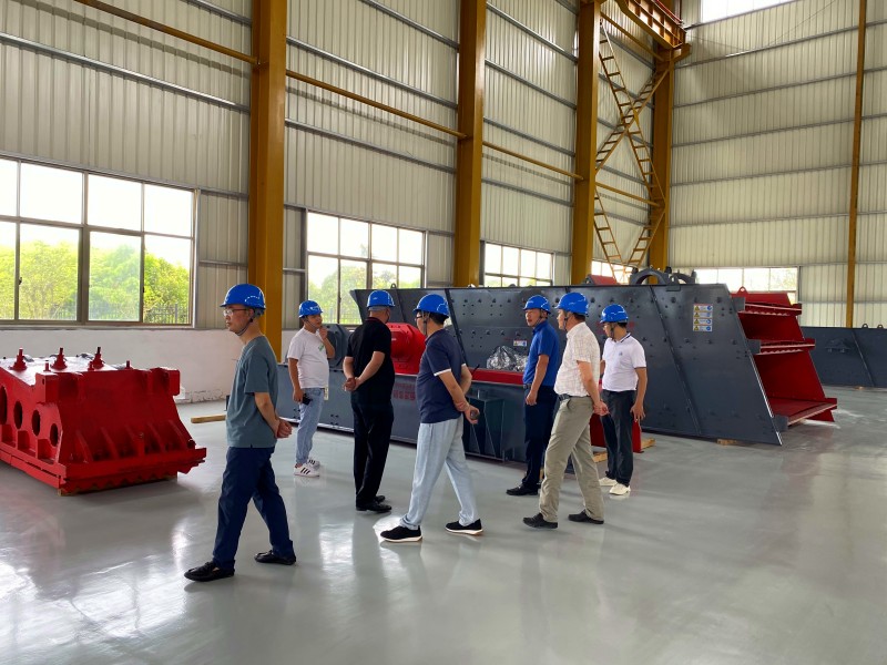 優秀礦山破碎機廠家標準大全：成為行業翹楚的必備要素