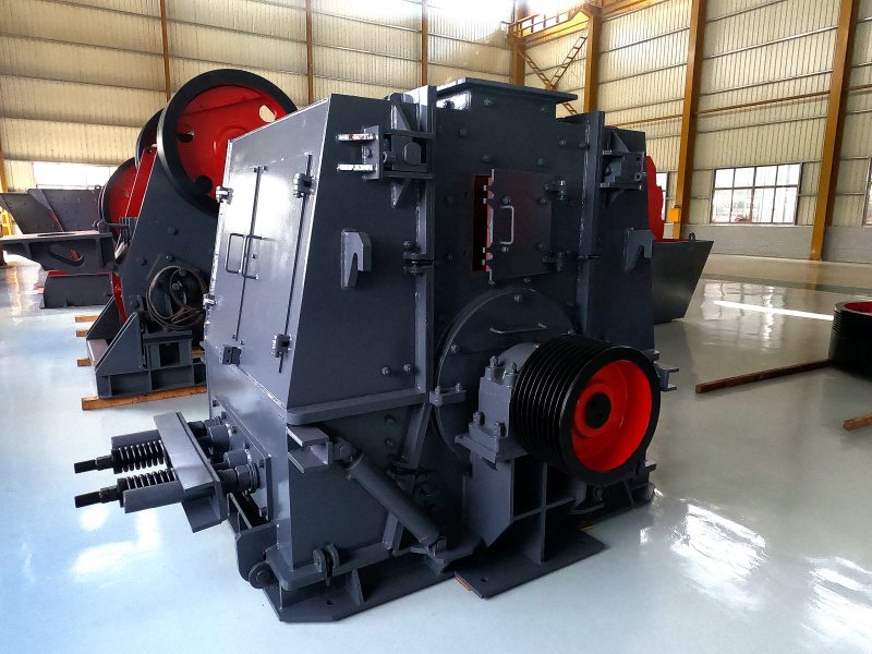 錘式碎石機(jī)