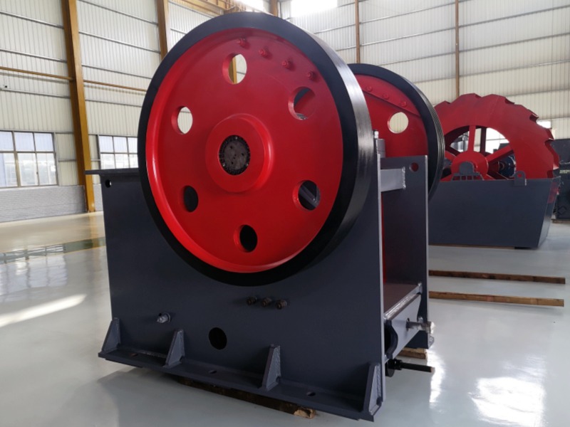 顎式破碎機(jī)