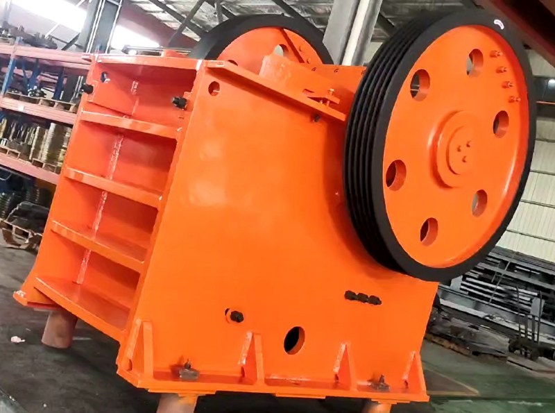 PE600×900顎式破碎機