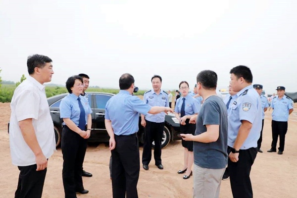 蘇魯兩省聯合執法治理非法采砂